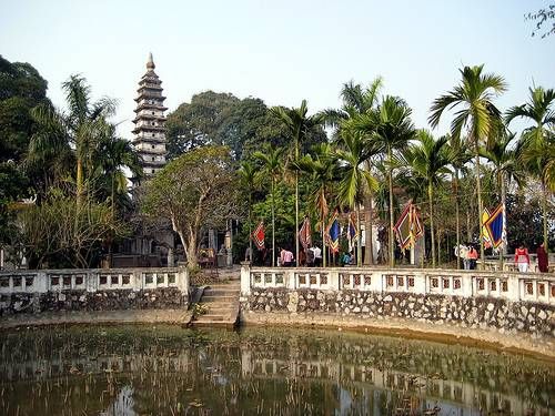 Toàn cảnh chùa Phổ Minh